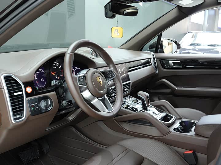 Фото 19 - Porsche Cayenne