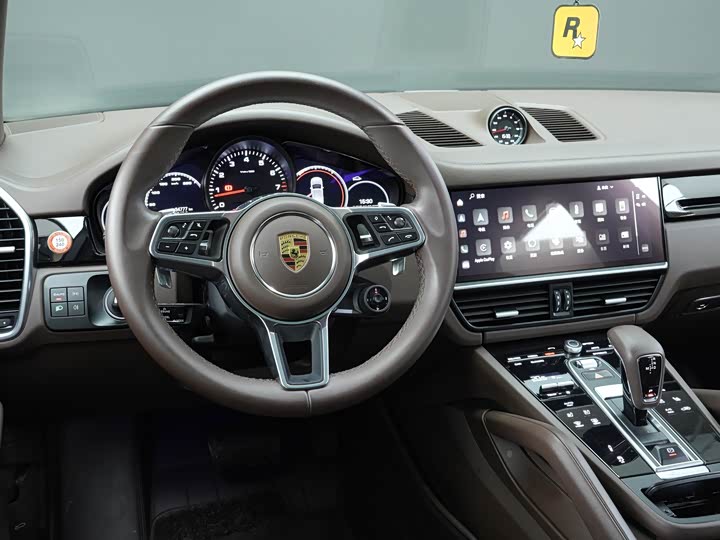 Фото 8 - Porsche Cayenne