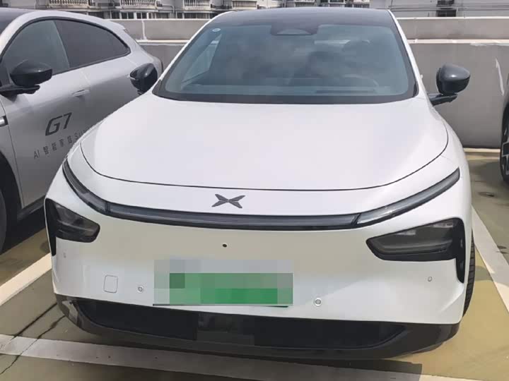 Фото 2 - XPeng G7