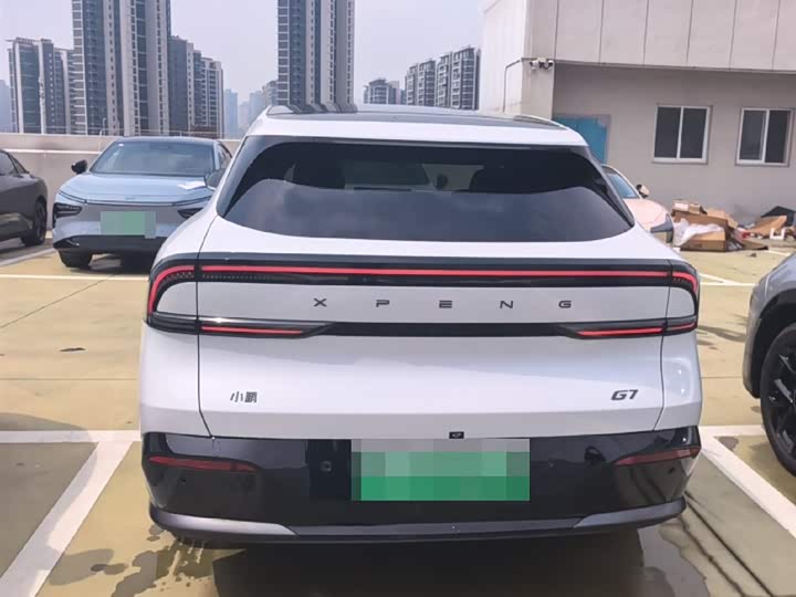 Фото 3 - XPeng G7