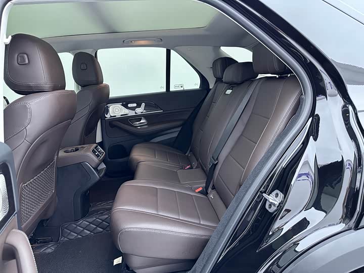 Фото 15 - Mercedes-Benz GLE-Class