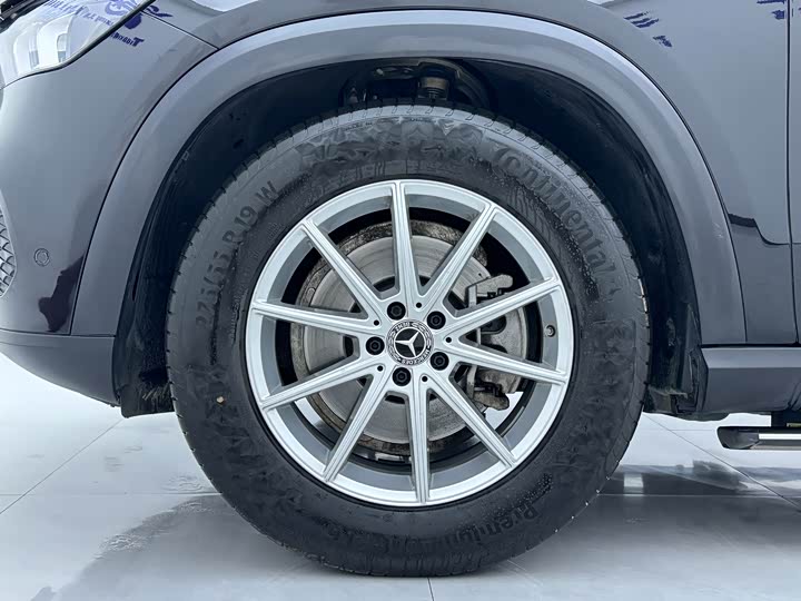 Фото 19 - Mercedes-Benz GLE-Class