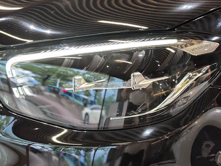 Фото 7 - Mercedes-Benz E-Class