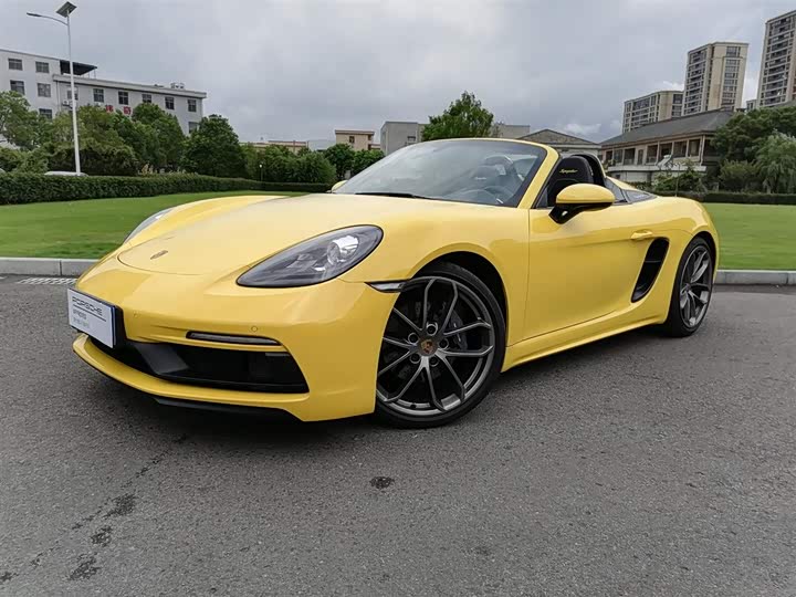 Фото 1 - Porsche 718