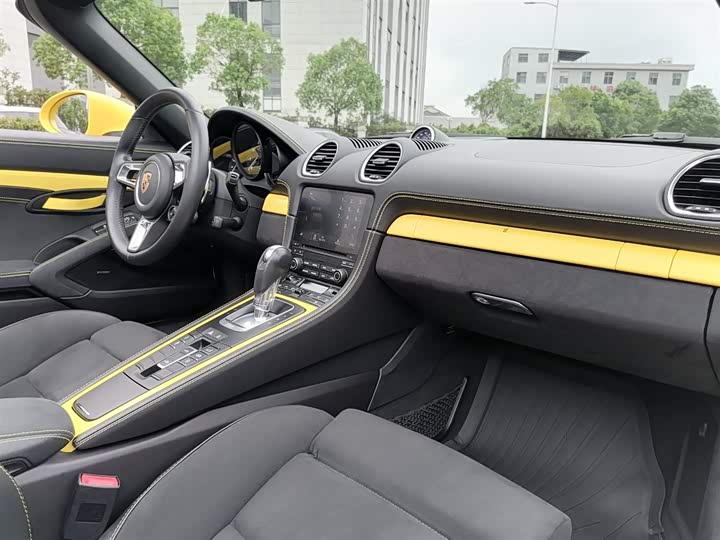 Фото 10 - Porsche 718