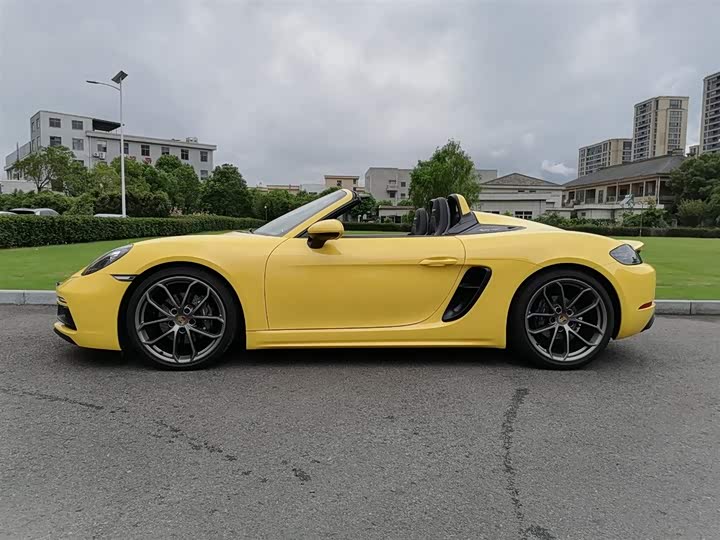 Фото 8 - Porsche 718