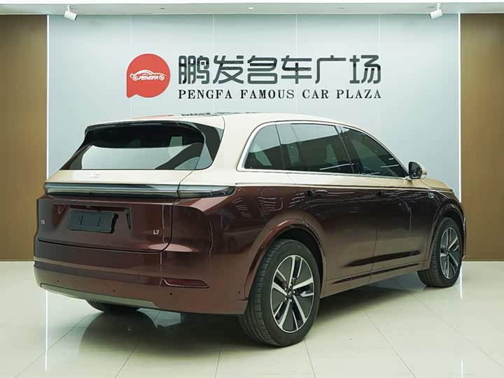 Фото 20 - LiXiang L7