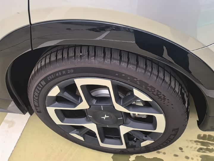 Фото 8 - XPeng G7