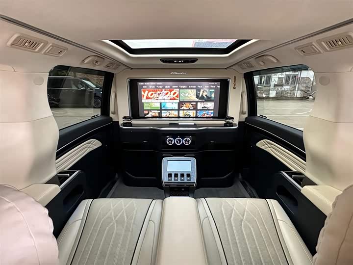 Фото 15 - GAC Trumpchi M8