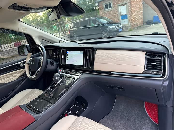 Фото 19 - GAC Trumpchi M8