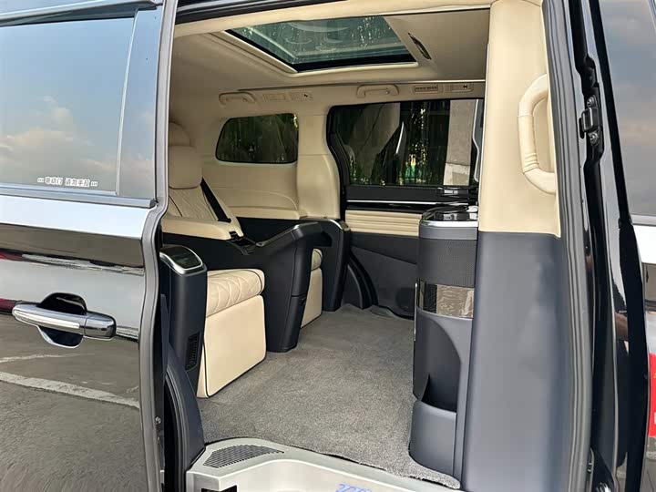 Фото 22 - GAC Trumpchi M8