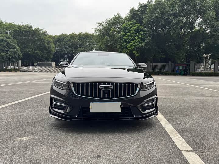 Фото 2 - Geely Preface