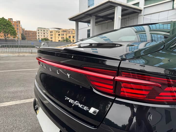 Фото 25 - Geely Preface