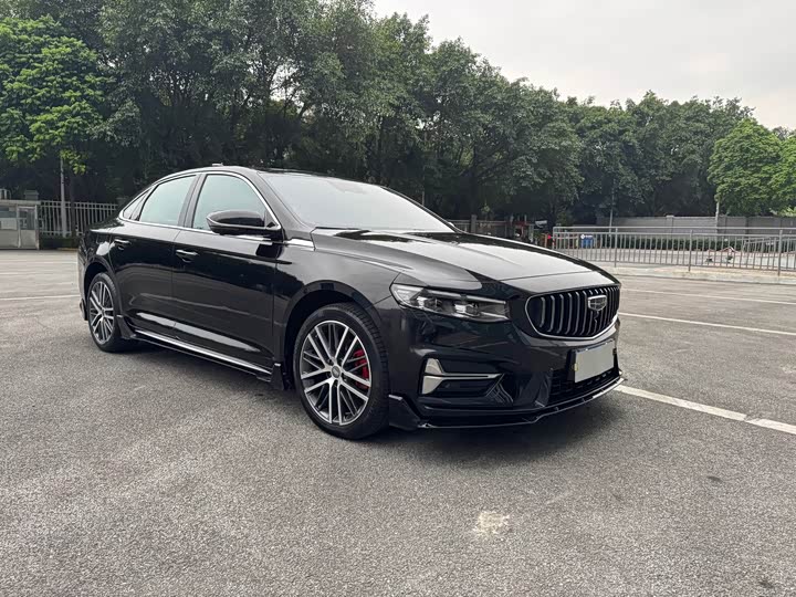 Фото 3 - Geely Preface