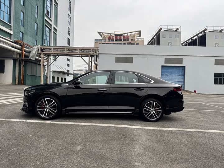 Фото 31 - Geely Preface