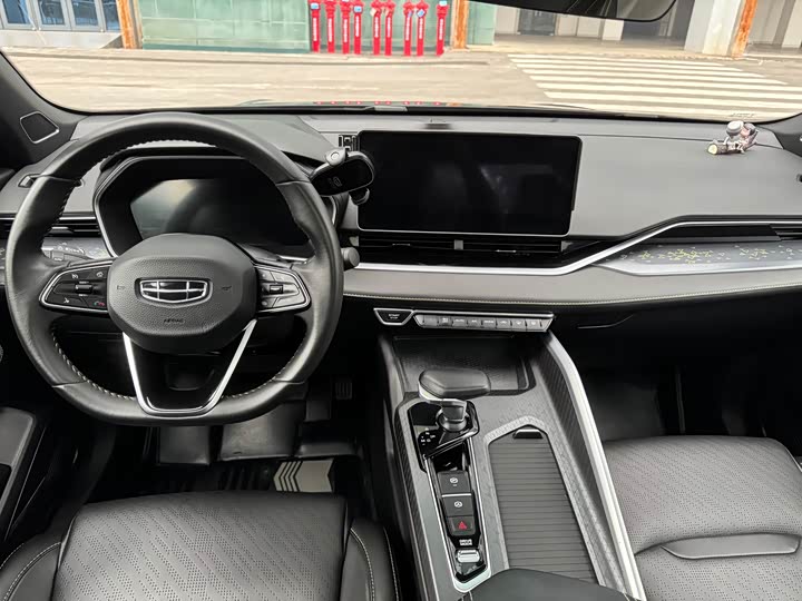 Фото 5 - Geely Preface