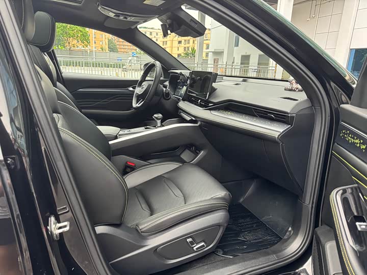 Фото 7 - Geely Preface