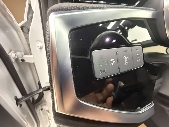 Фото 11 - Audi Q3