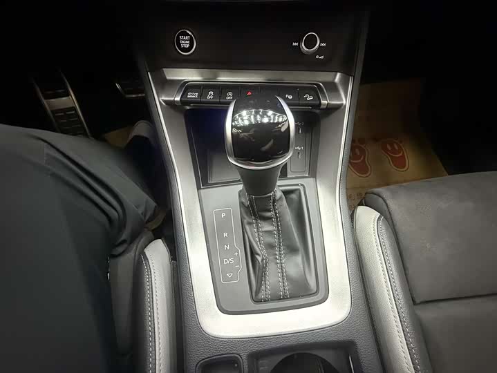 Фото 15 - Audi Q3