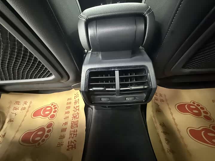 Фото 17 - Audi Q3