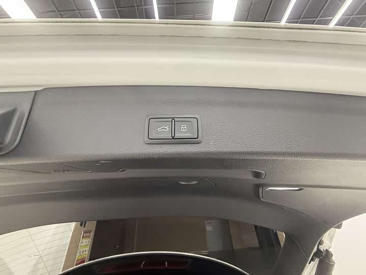 Фото 18 - Audi Q3