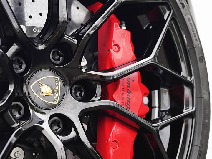 Фото 10 - Lamborghini Huracán