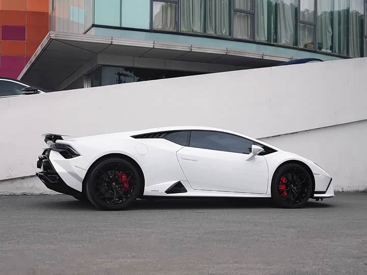 Фото 7 - Lamborghini Huracán
