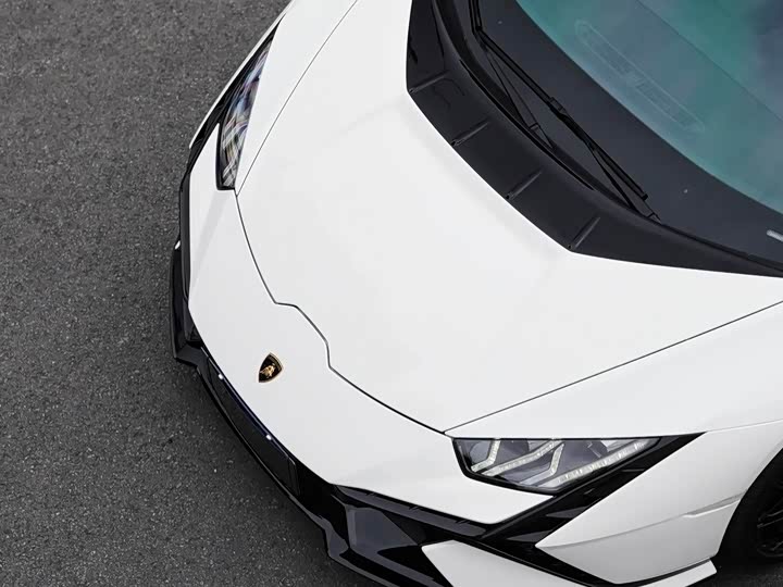 Фото 9 - Lamborghini Huracán