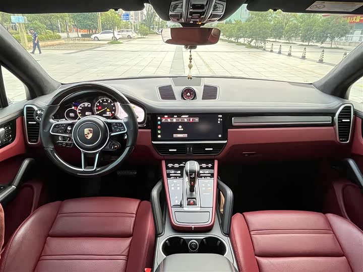 Фото 14 - Porsche Cayenne Hybrid