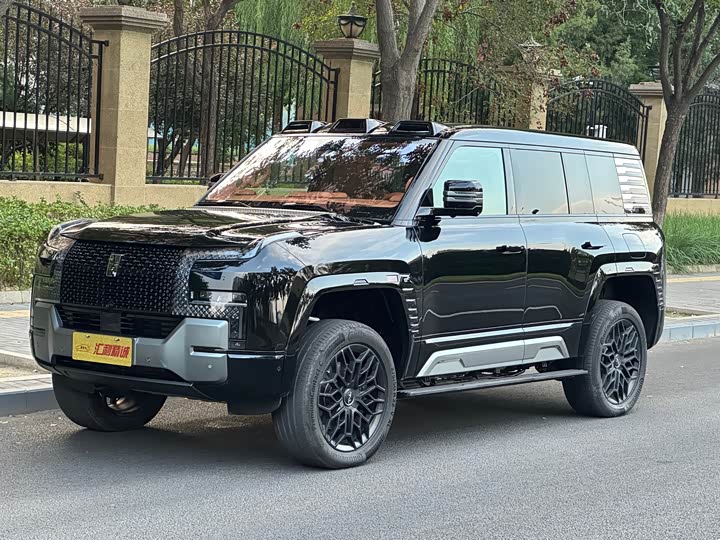 Фото 1 - BYD Yangwang U8