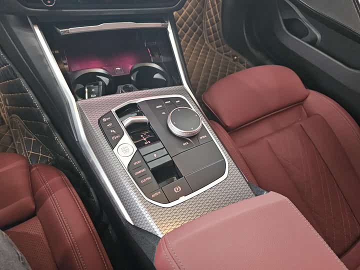 Фото 10 - BMW 3 Series