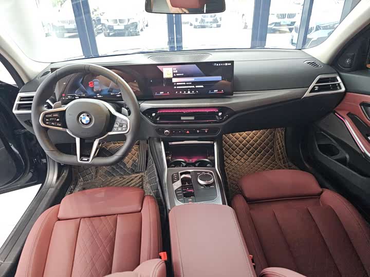 Фото 8 - BMW 3 Series