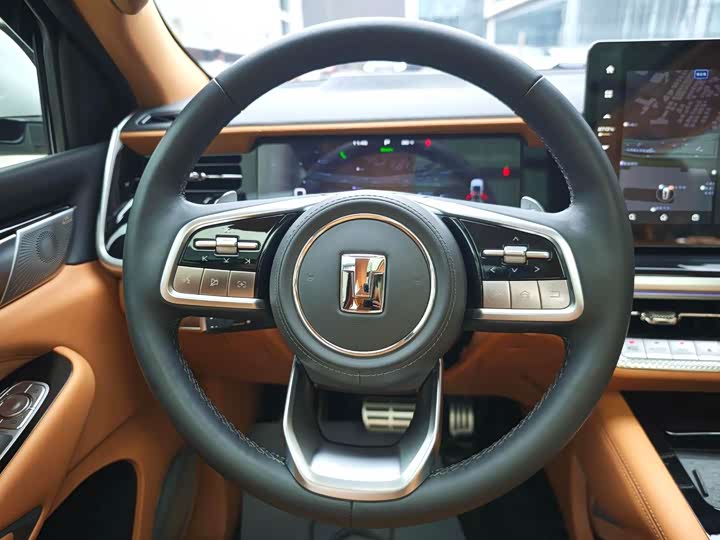 Фото 10 - Tank 500 Hybrid