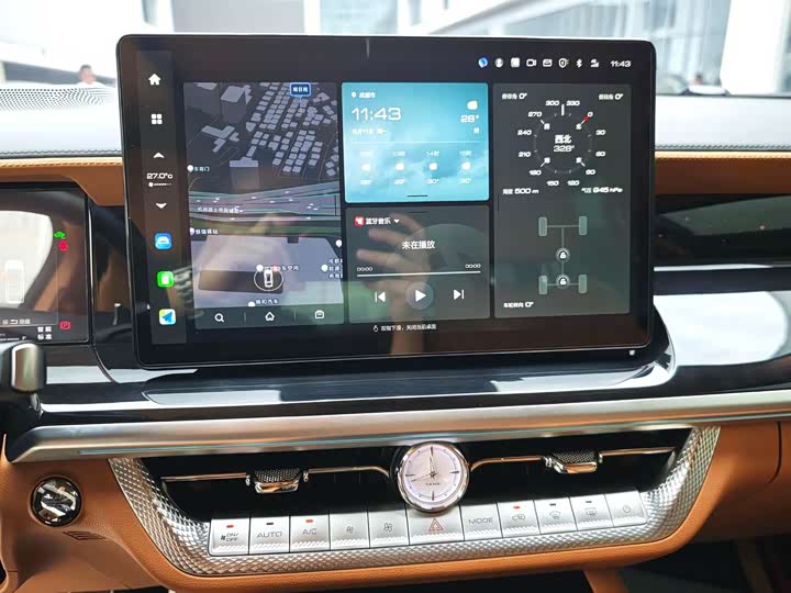 Фото 8 - Tank 500 Hybrid