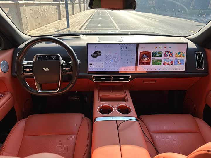 Фото 14 - LiXiang L8