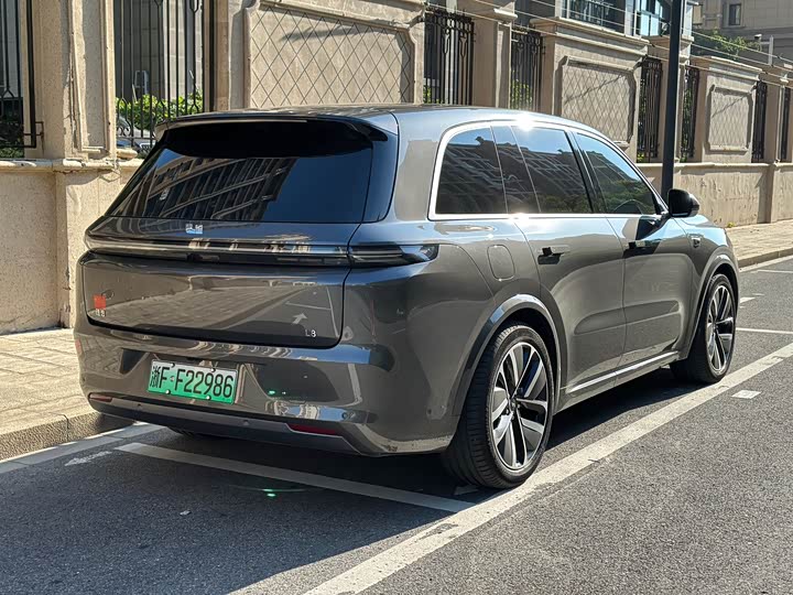 Фото 15 - LiXiang L8