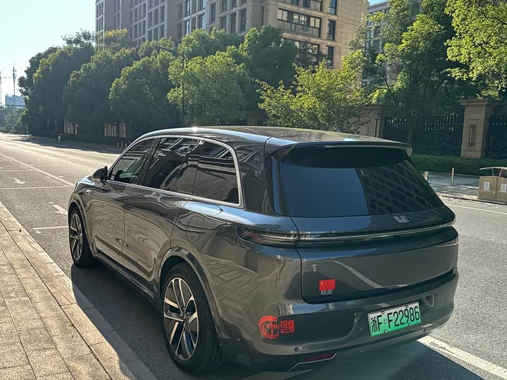 Фото 17 - LiXiang L8