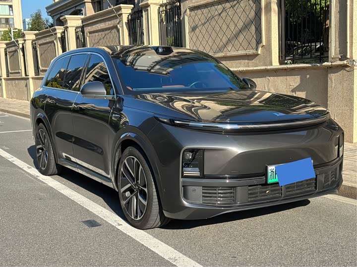 Фото 8 - LiXiang L8