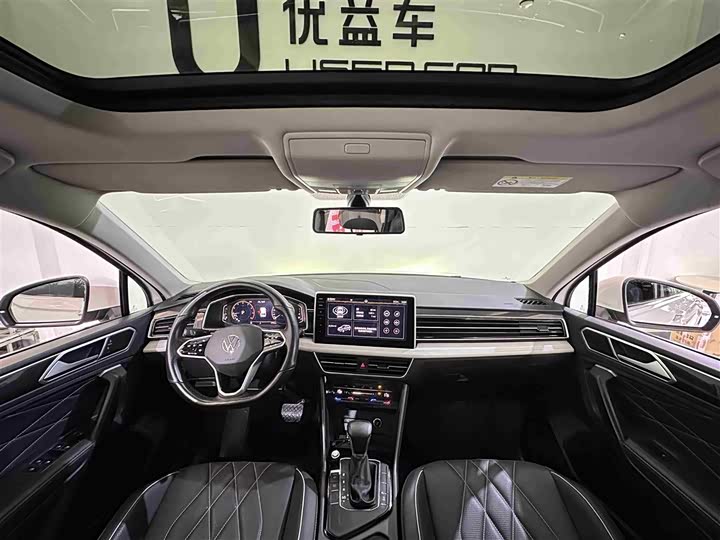 Фото 6 - Volkswagen Tiguan L Pro