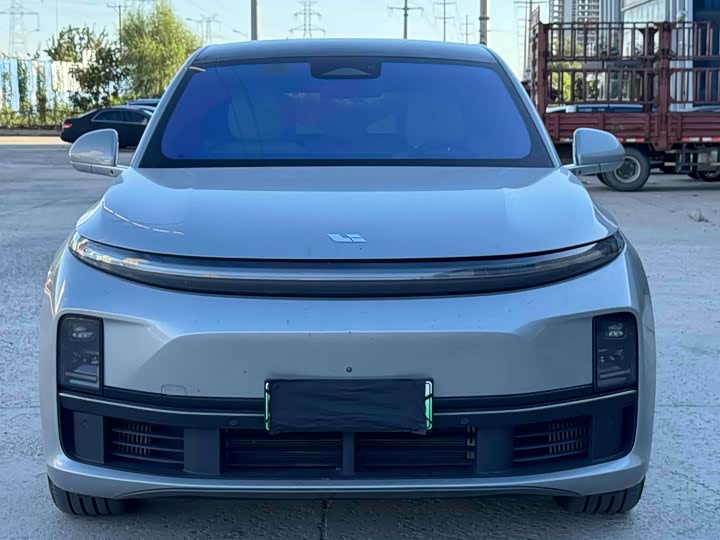 Фото 1 - LiXiang L7