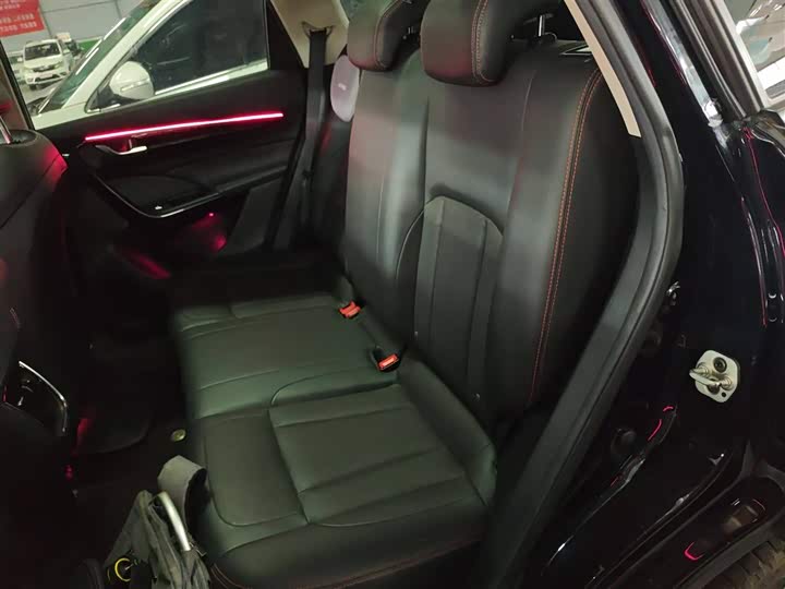 Фото 17 - Dongfeng Aeolus AX7