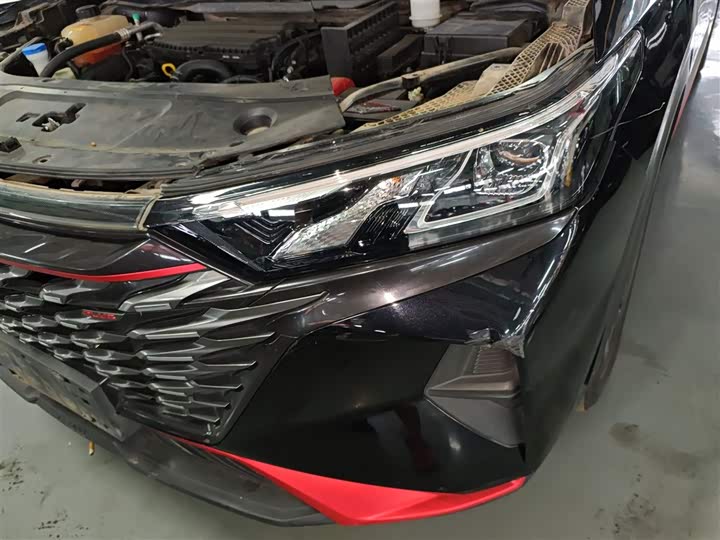 Фото 24 - Dongfeng Aeolus AX7