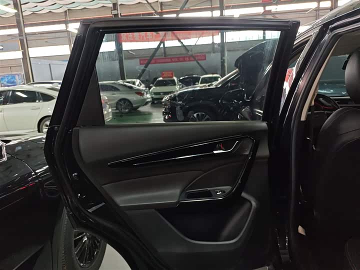 Фото 29 - Dongfeng Aeolus AX7