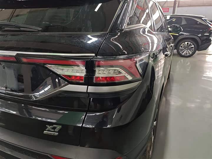 Фото 8 - Dongfeng Aeolus AX7