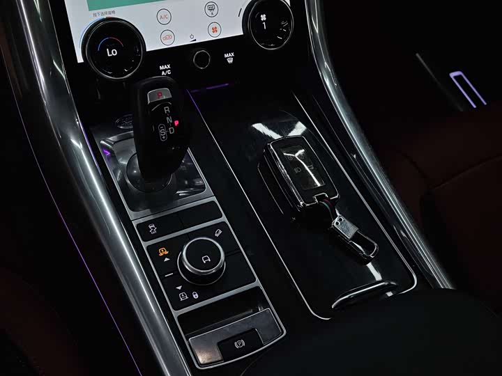 Фото 21 - Land Rover Range Rover Sport