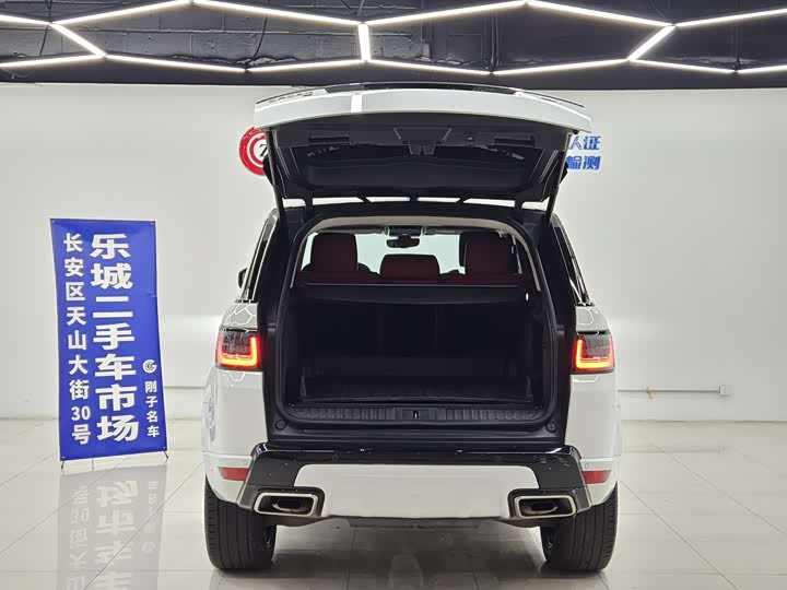 Фото 23 - Land Rover Range Rover Sport