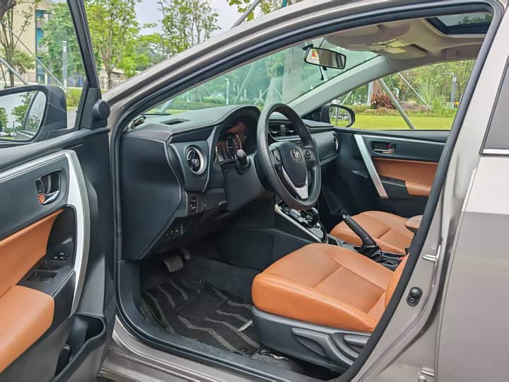 Фото 8 - Toyota Corolla Hybrid