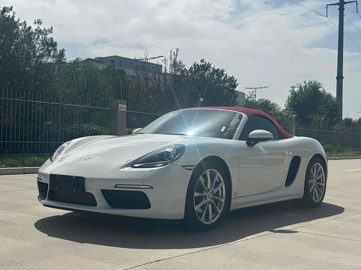 Фото 1 - Porsche 718