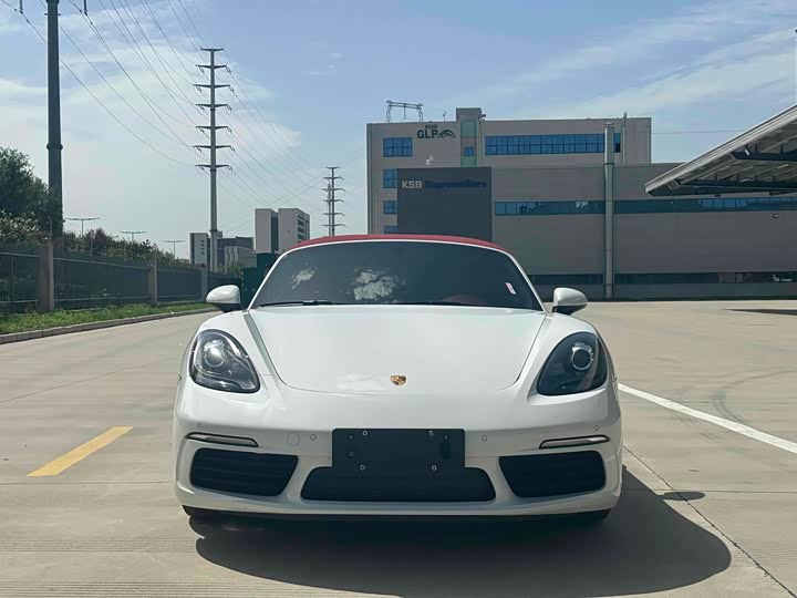 Фото 2 - Porsche 718