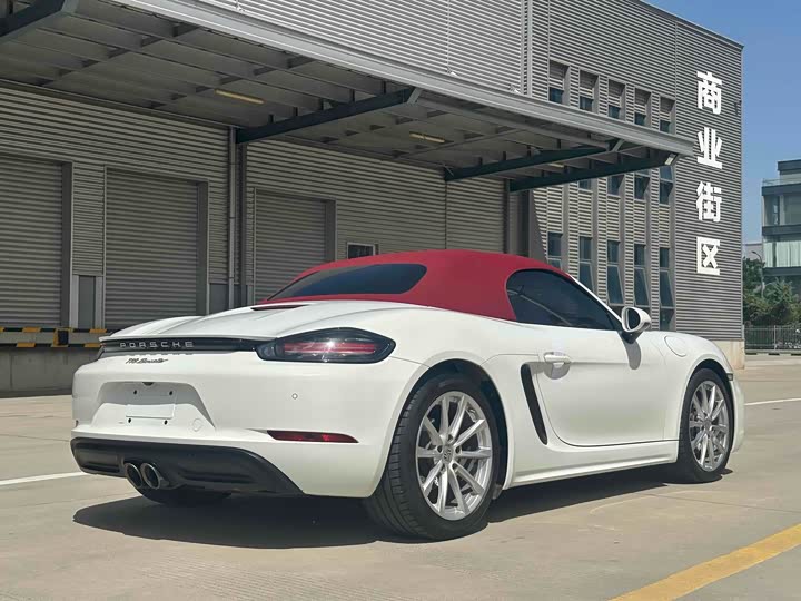 Фото 7 - Porsche 718